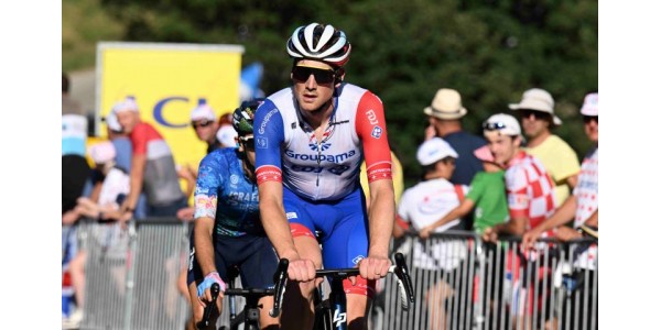 Stefan Küng gebruikt de tijd om zijn loyaliteit en kracht te bewijzen Stefan Küng gebruikt de tijd om zijn loyaliteit en kracht te bewijzen